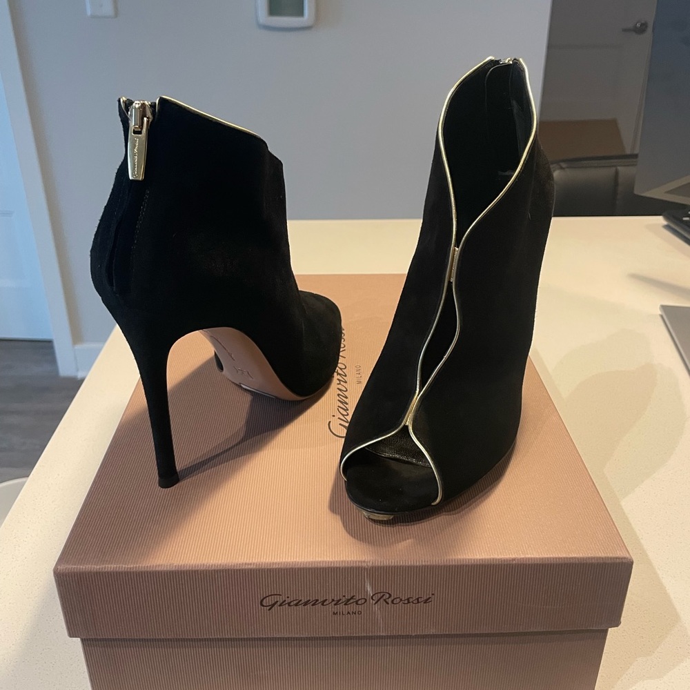 SOLD Gianvito Rossi Peep Toe Booties